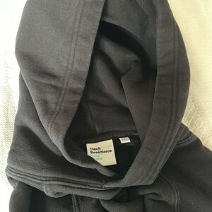 TNA MEGA FIT COZY FLEECE
